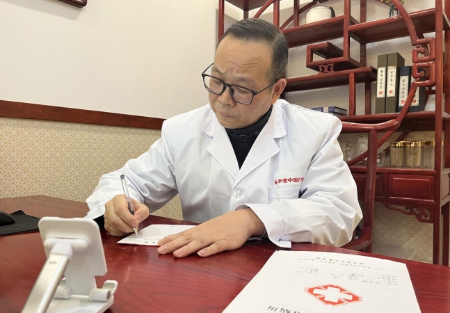 肝起病,胃传病——国医圣手程正洲详解: 为何肝病常伴胃病? 肝起病,胃传病——国医圣手程正洲详解: 为何肝病常伴胃病?